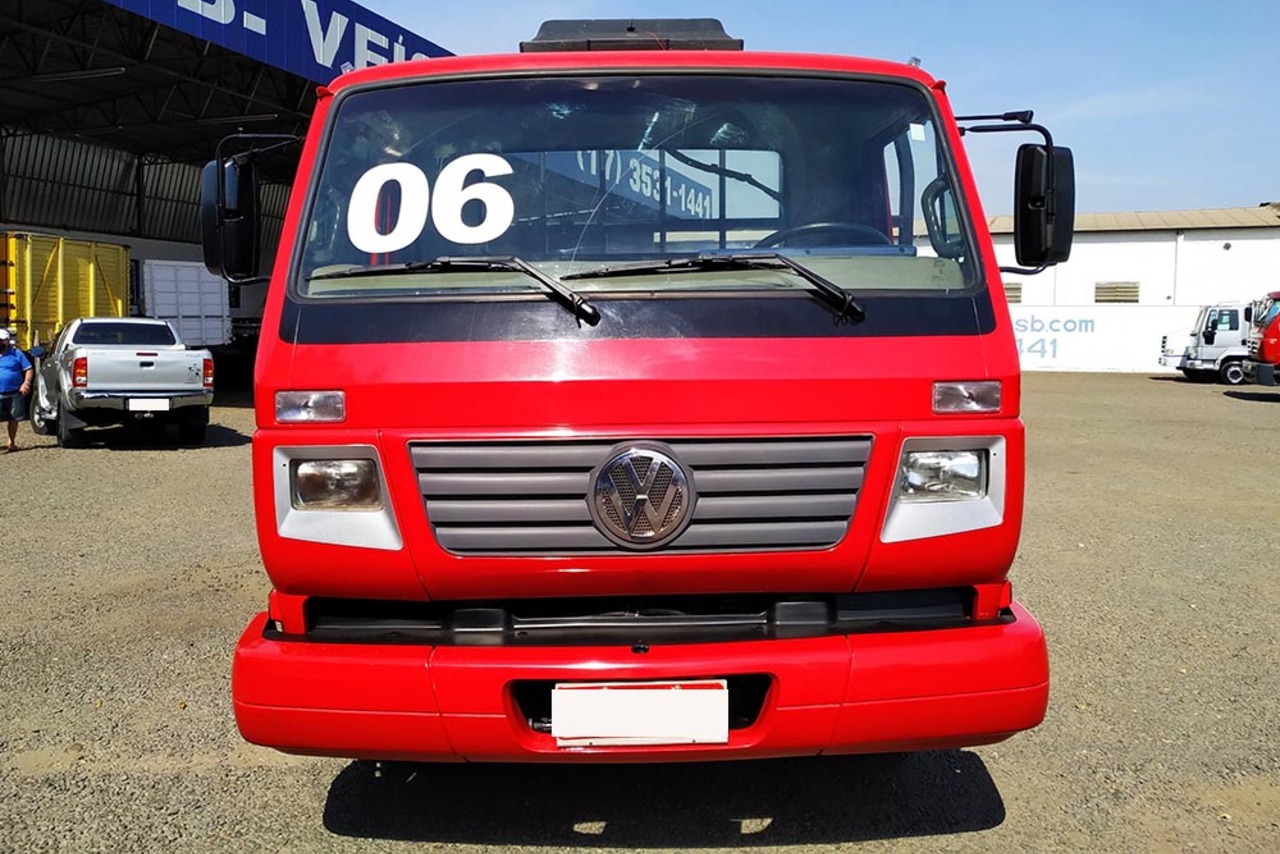 Volkswagen 8 150 - 05/06 6