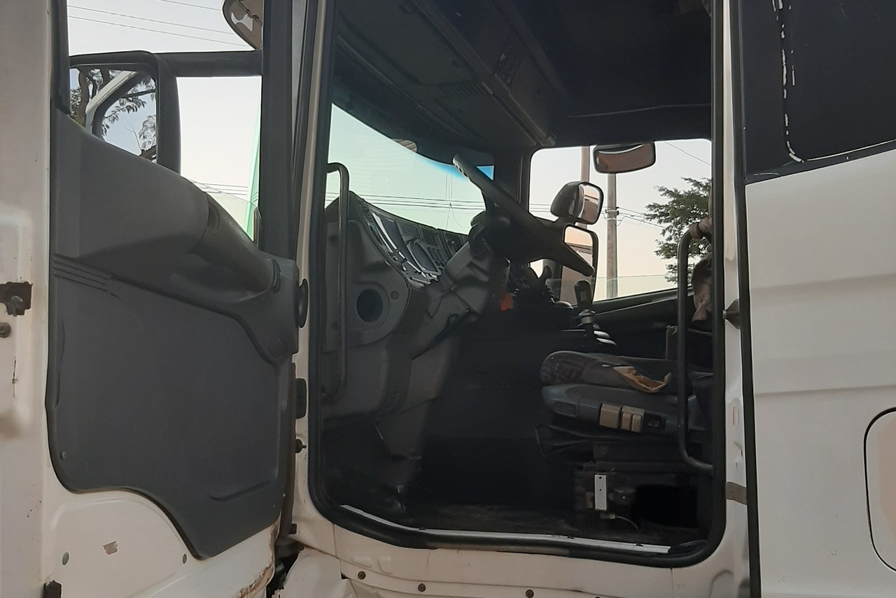 Scania 124 400 - 02/03 4
