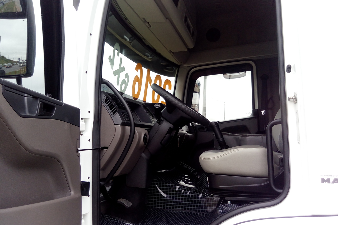 Volkswagen 24-280 E Constellation 6x2 - 15/16 5