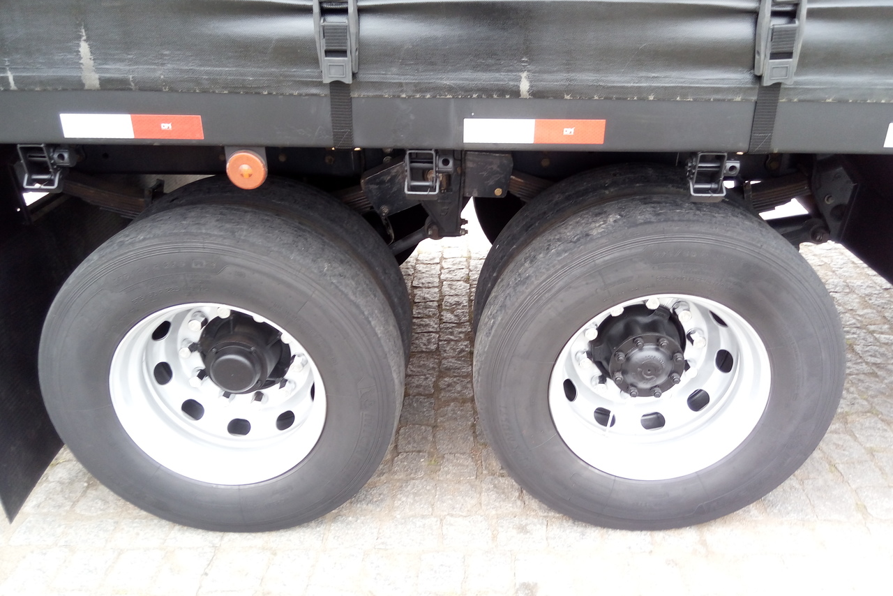 Volkswagen 24-280 E Constellation 6x2 - 15/16 18