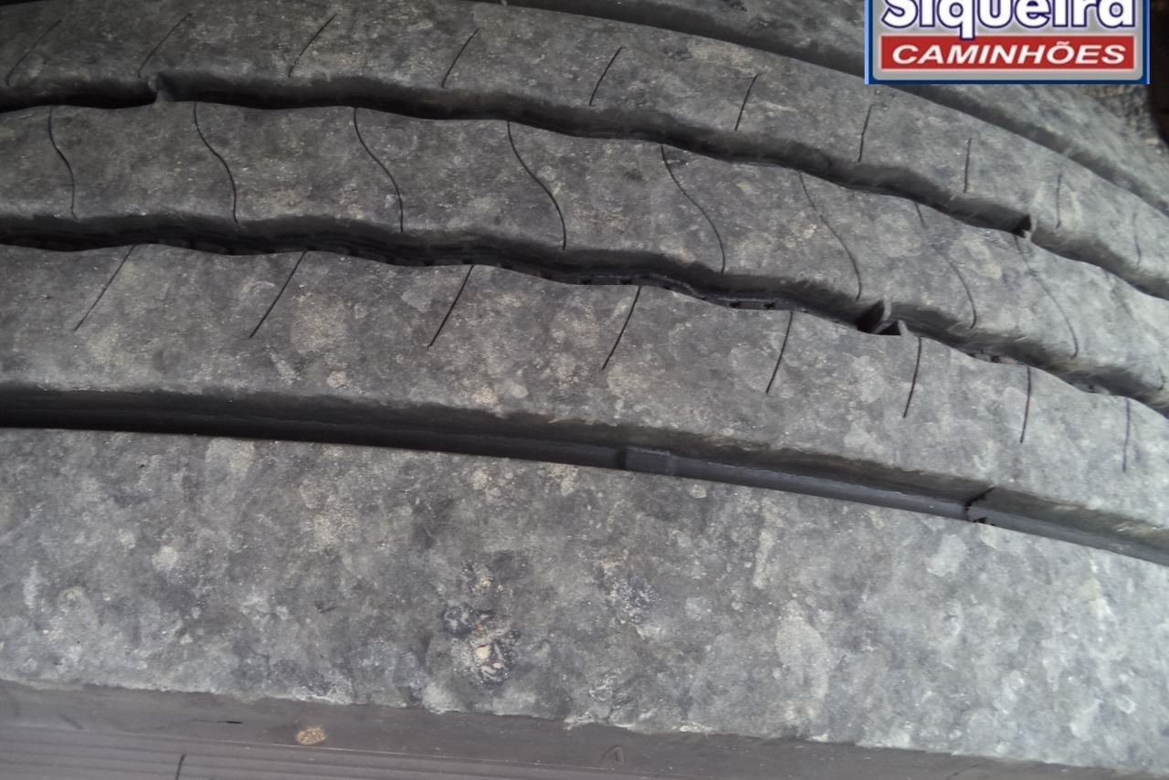 Volkswagen 24-280 E Constellation 6x2 - 13/13 2