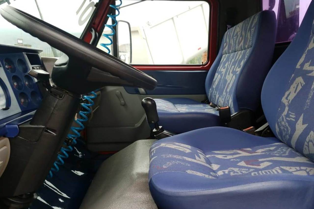 Volkswagen 8 120 - 07/07 11