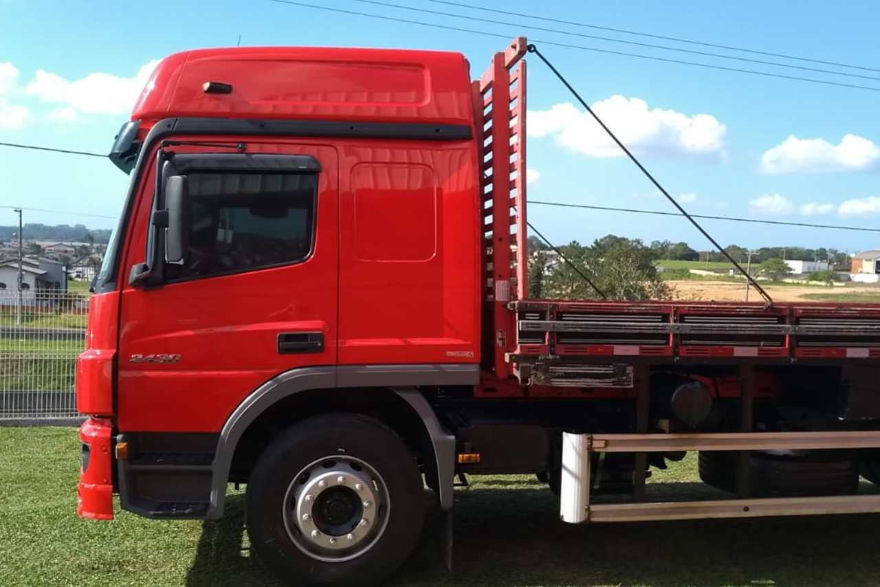 Mercedes Benz Atego 2430 - 14/14 4