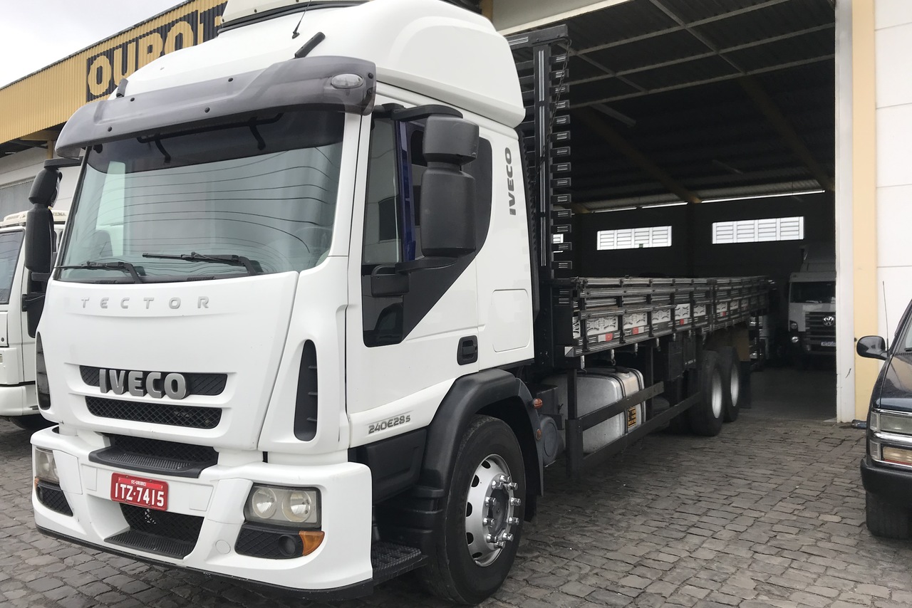 Iveco Tector 240 - 13/13 2