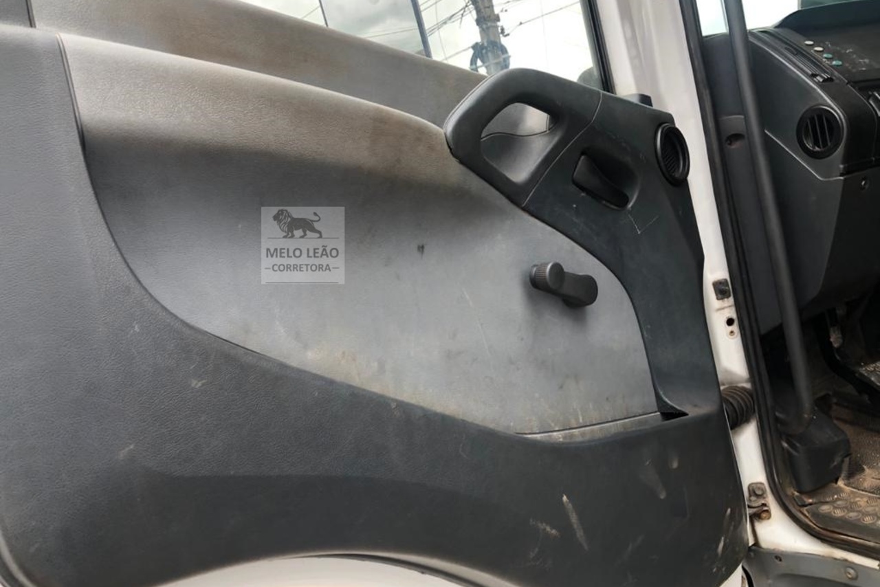 Mercedes Benz Axor 1933 - 05/06 17