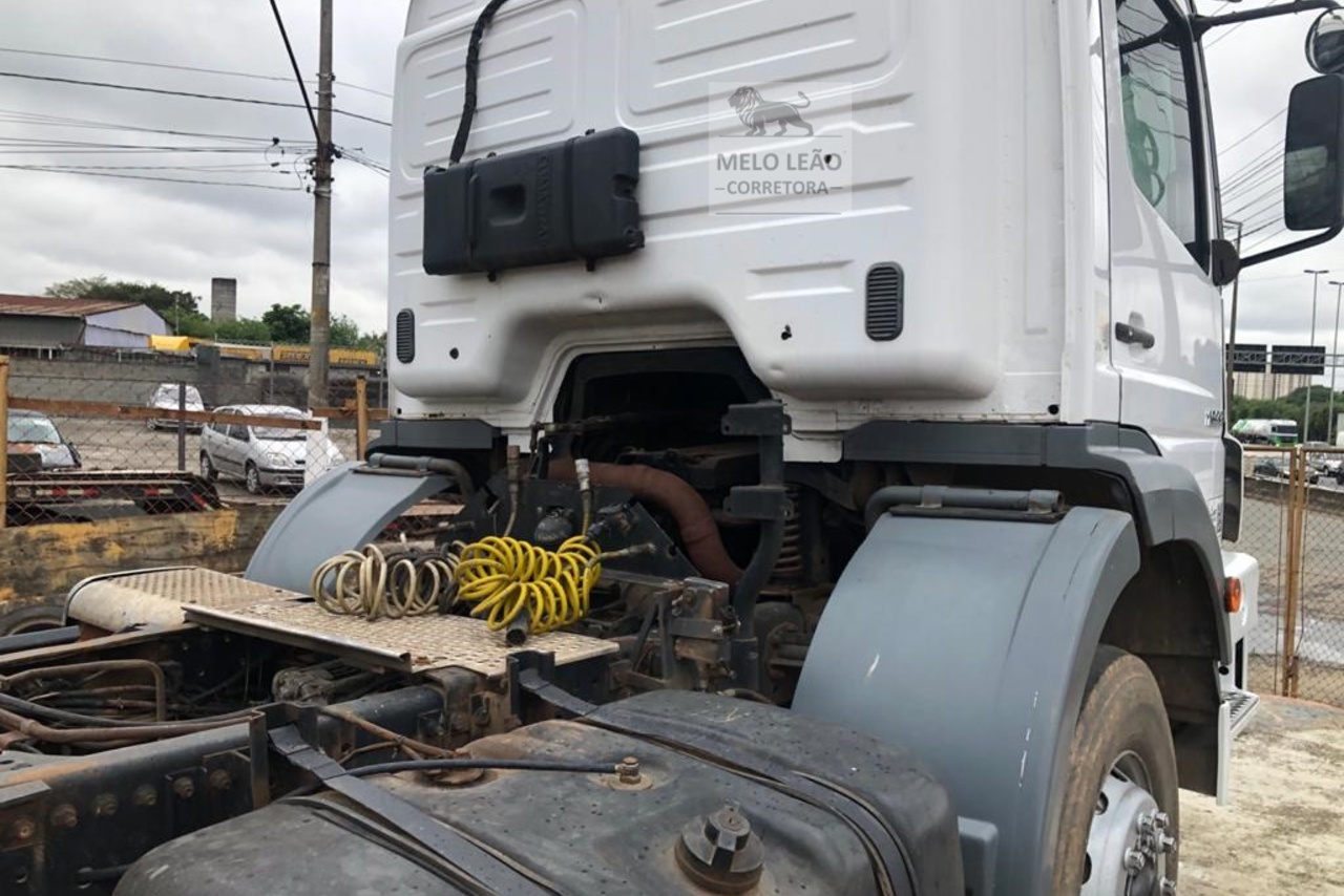 Mercedes Benz Axor 1933 - 05/06 23