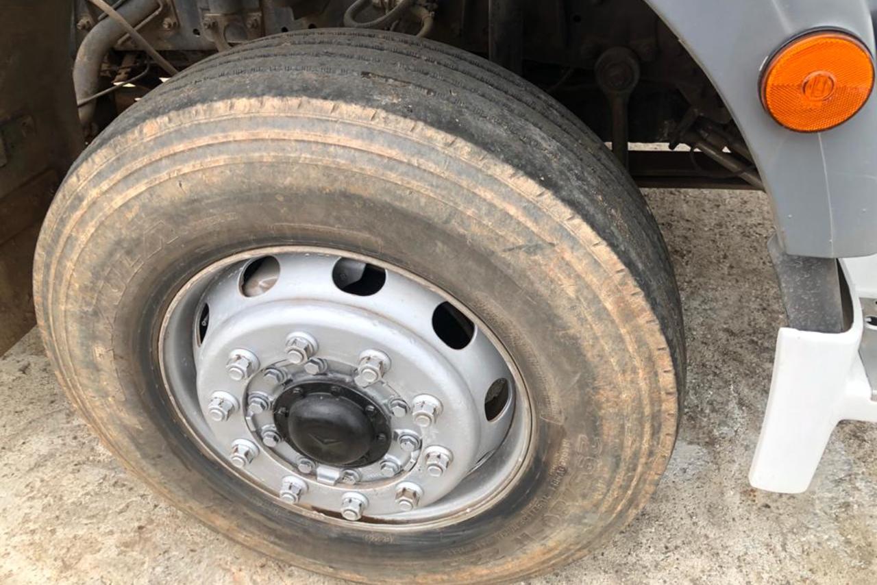 Mercedes Benz Axor 1933 - 05/06 29