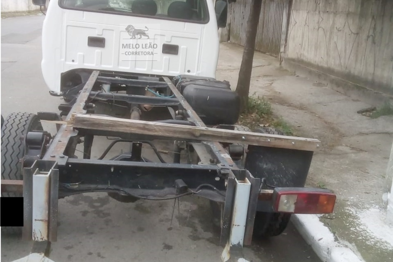 Ford F4000 - 09/09 4
