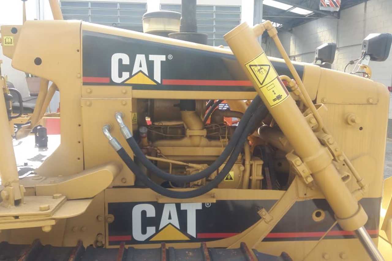Caterpillar  D4 - 80/80 5