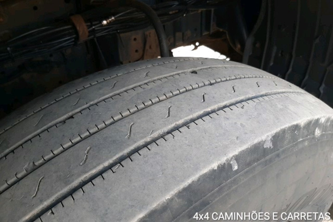 Iveco Stralis 460 - 10/11 9