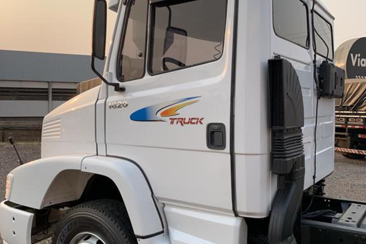 Mercedes Benz MB 1620 - 04/04 3