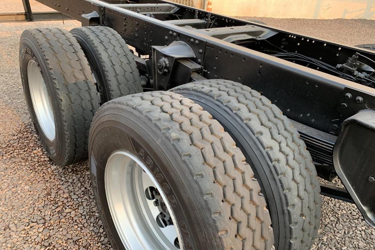 Mercedes Benz MB 1620 - 04/04 12