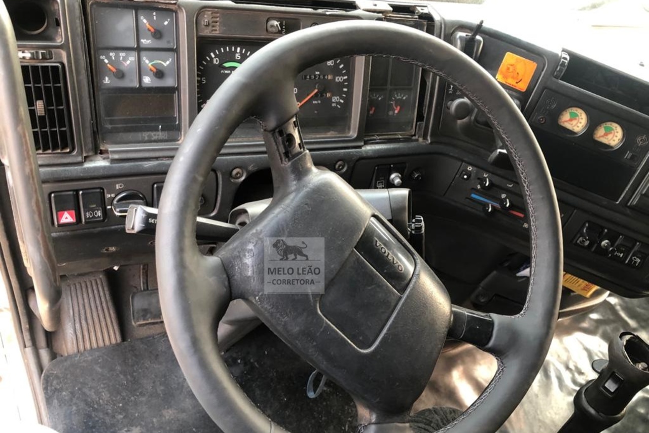 Volvo NH12 380 - 00/01 5