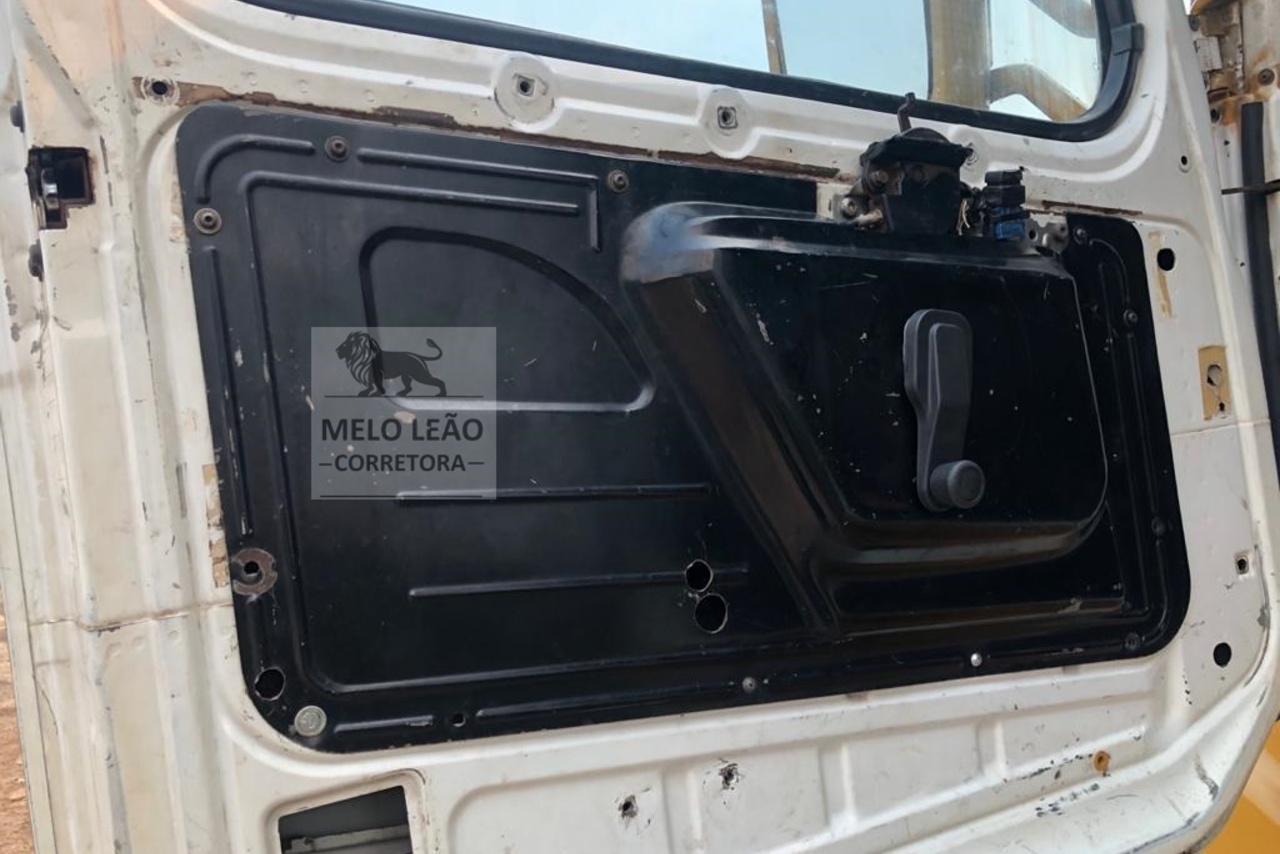 Volvo NH12 380 - 00/01 16