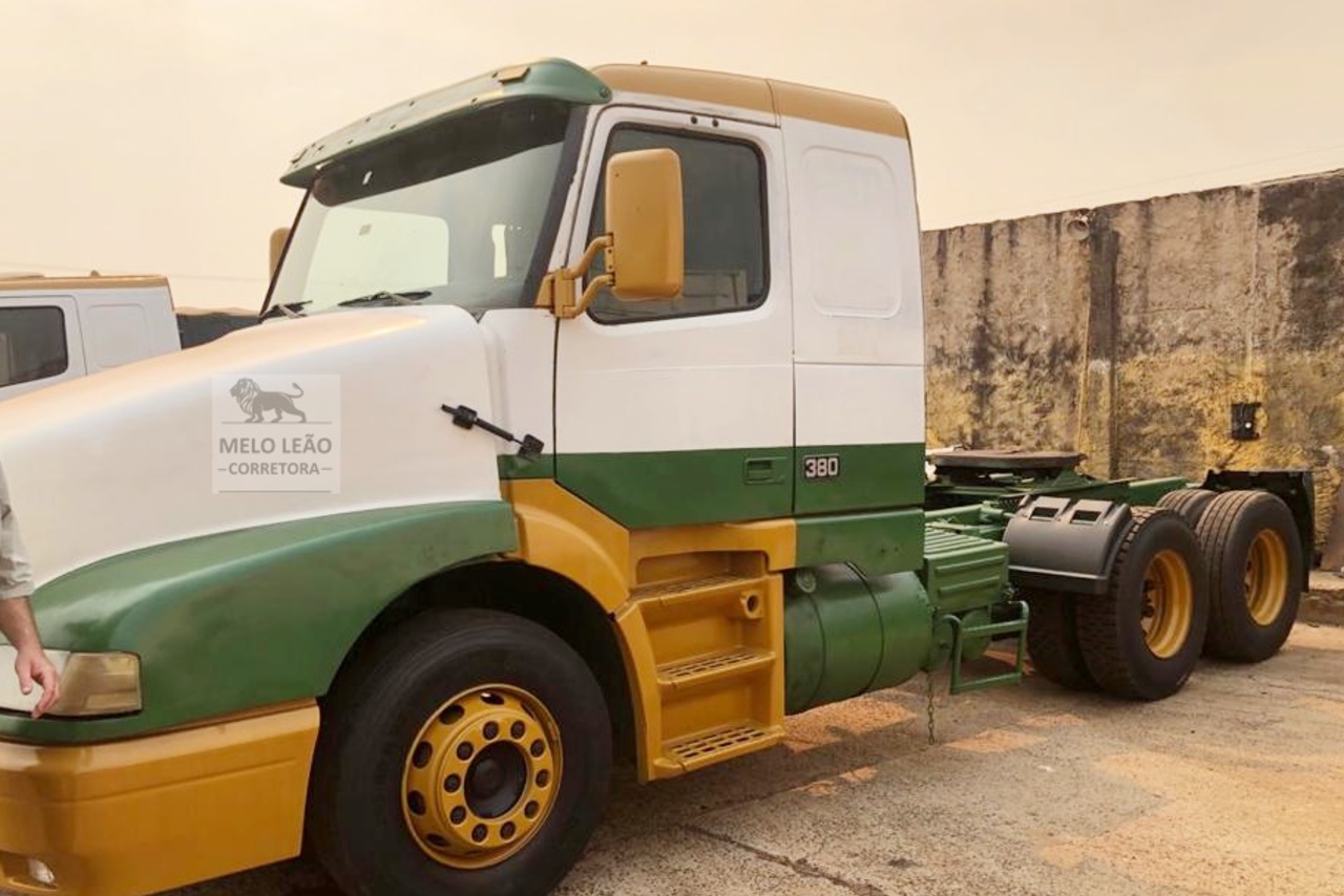 Volvo NH12 380 - 00/01 36