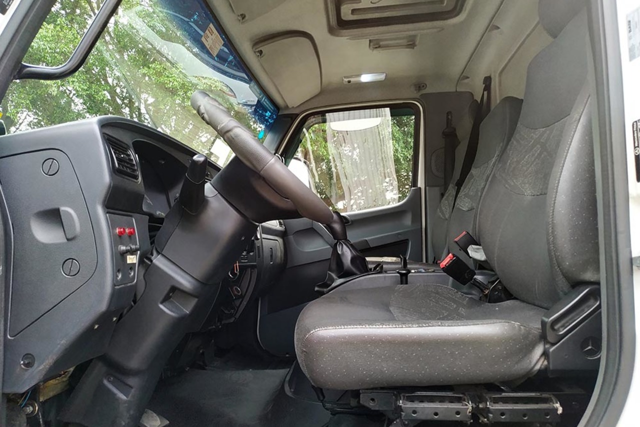 Mercedes Benz Accelo 1016 - 15/15 2
