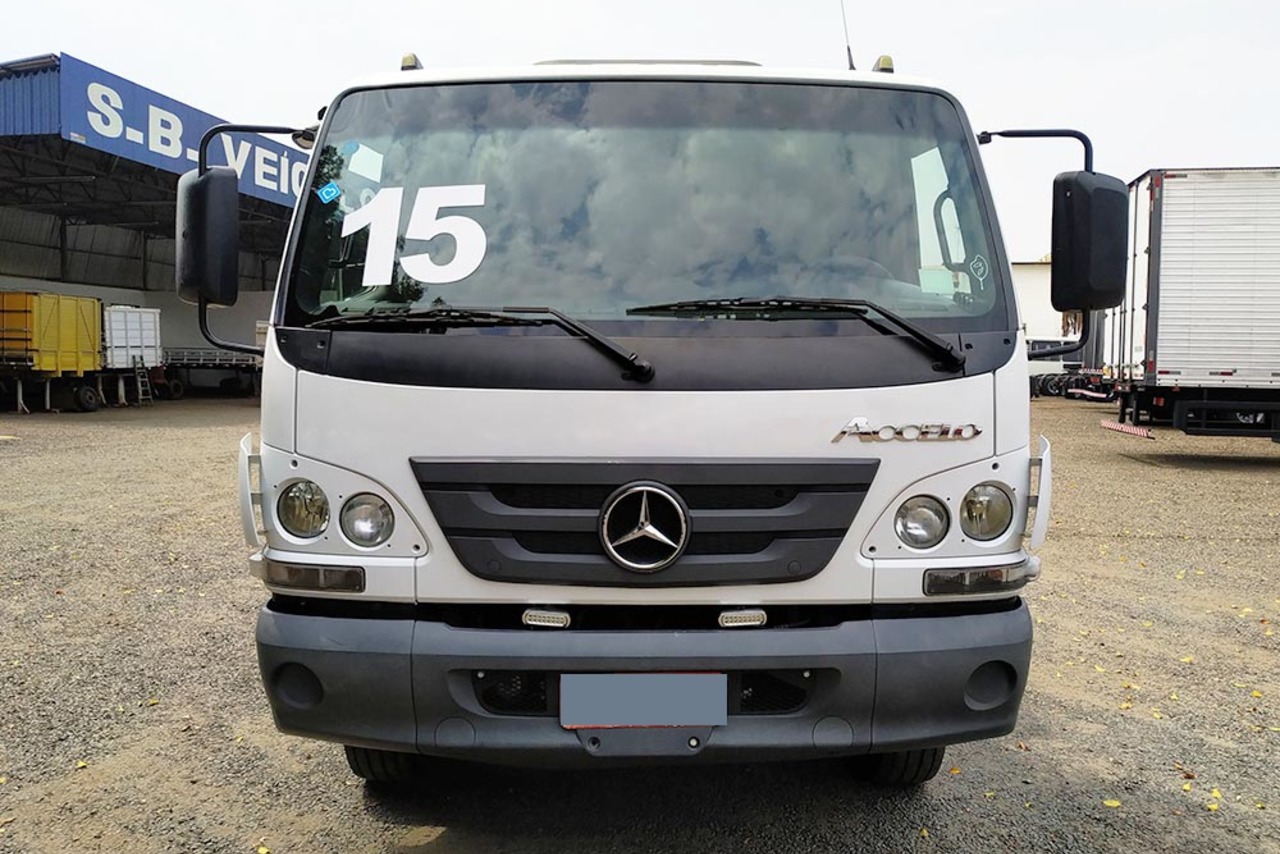 Mercedes Benz Accelo 1016 - 15/15 3