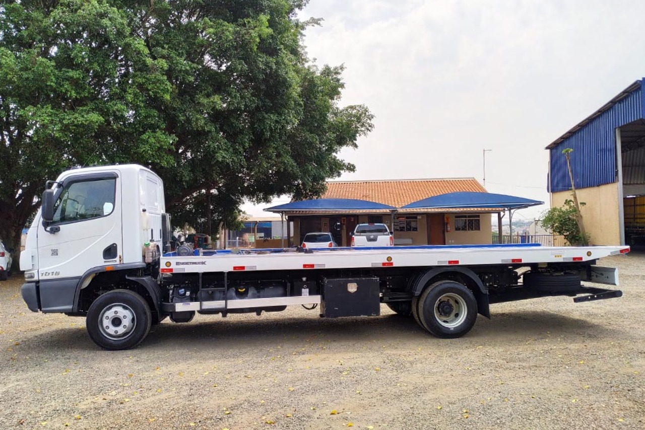 Mercedes Benz Accelo 1016 - 15/15 10
