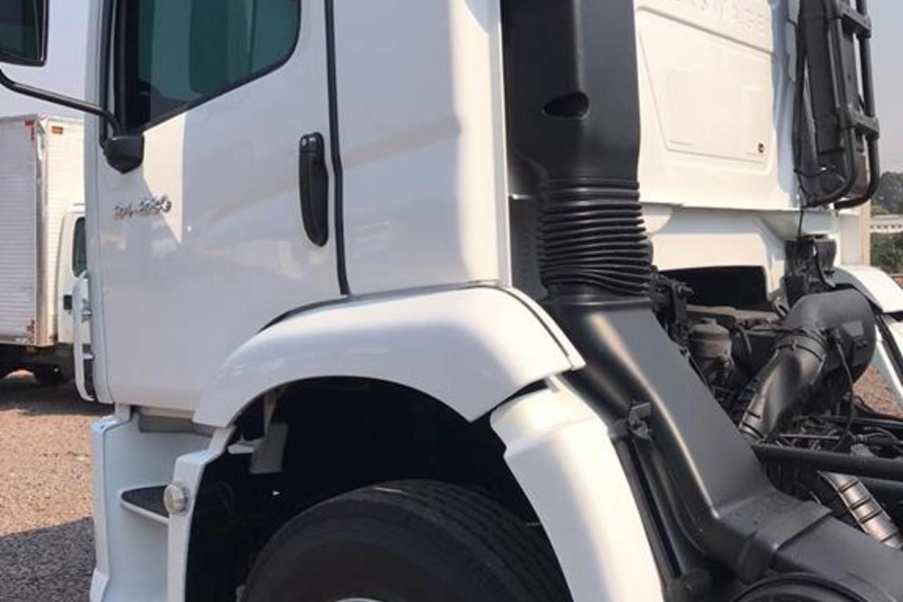 Volkswagen 24-280 E Constellation 6x2 - 12/13 2