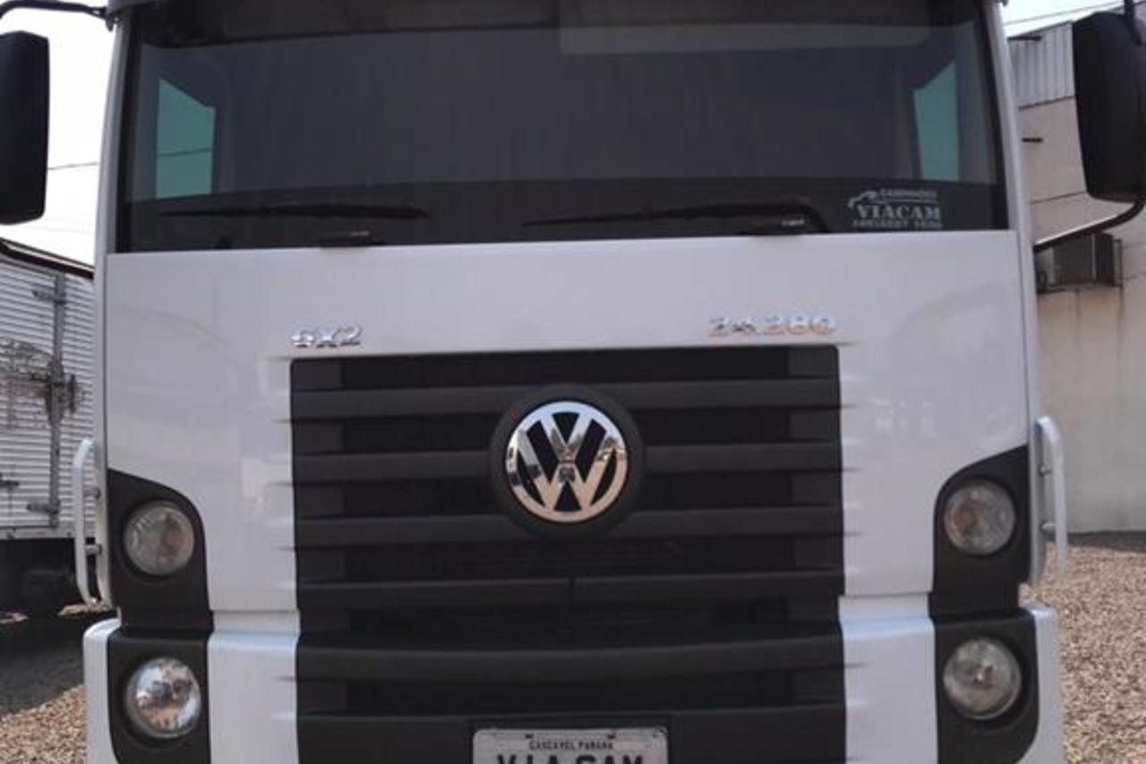 Volkswagen 24-280 E Constellation 6x2 - 12/13 13