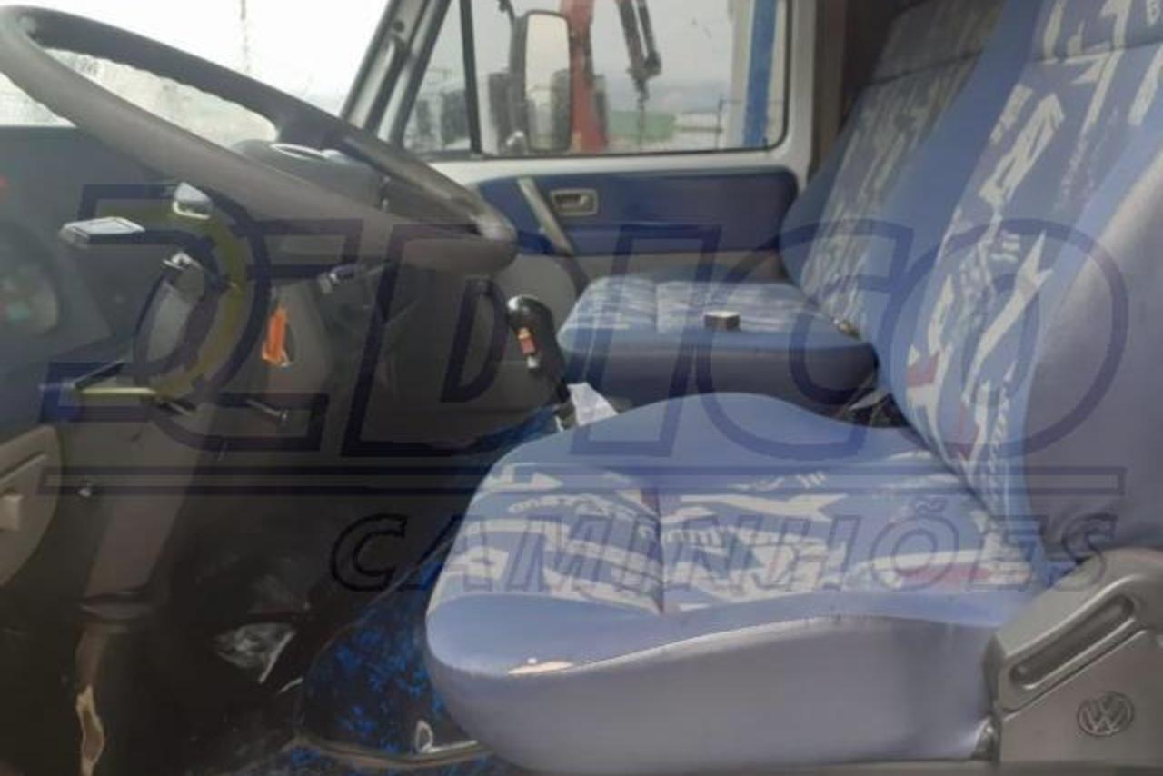 Volkswagen 24 220 - 09/09 3