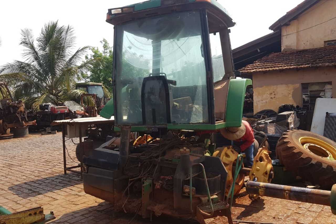 John Deere 6110J - 20/0 4