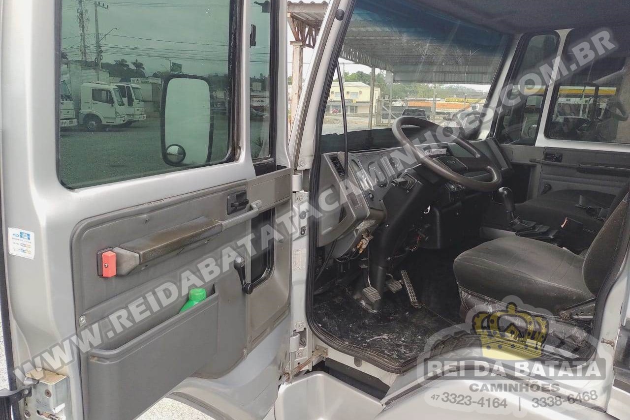 Ford Cargo815 - 03/03 10