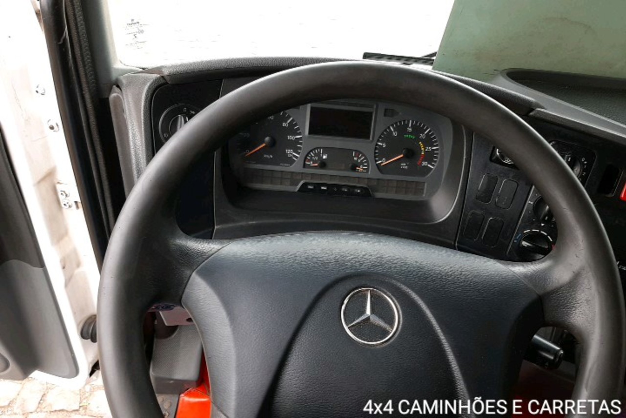 Mercedes Benz Axor 1933 - 11/11 14
