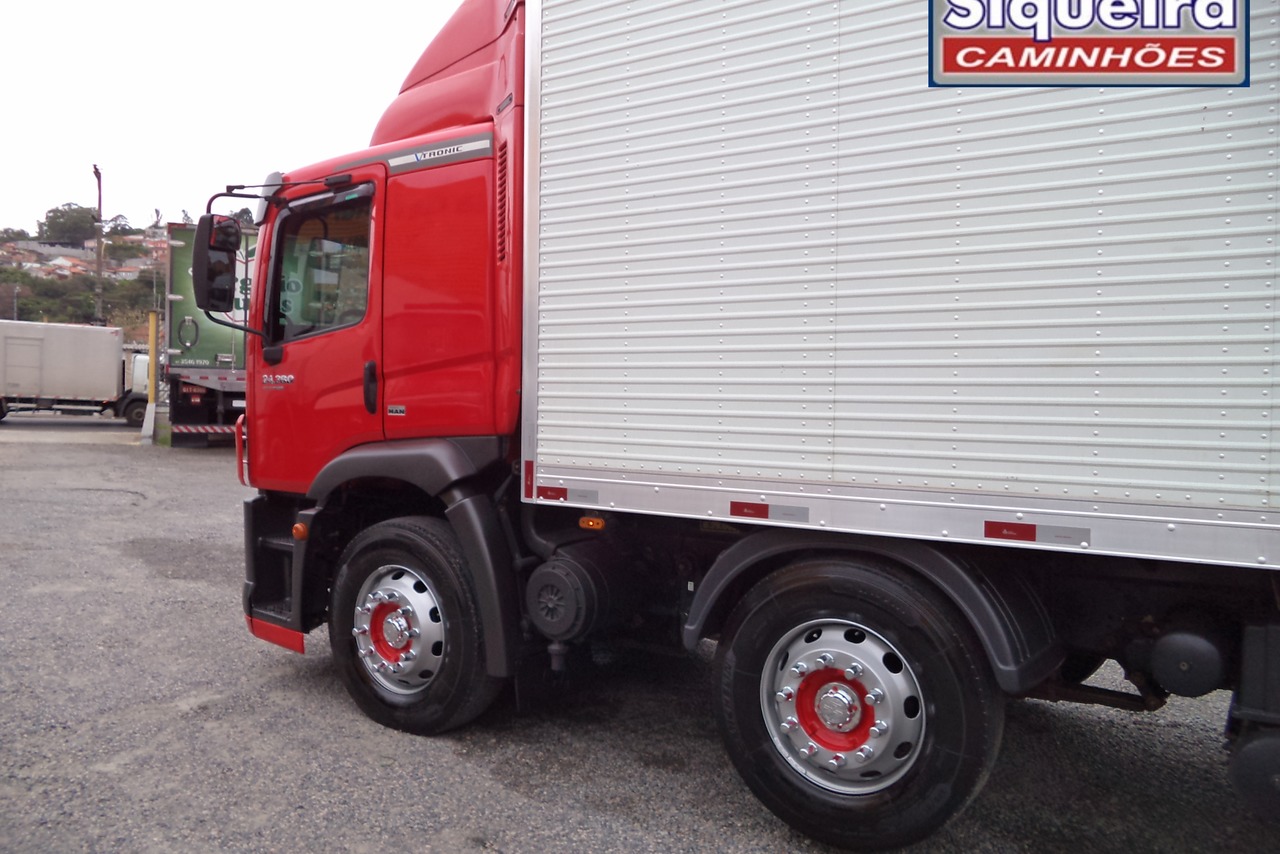 Volkswagen 24-280 E Constellation 6x2 - 15/15 10