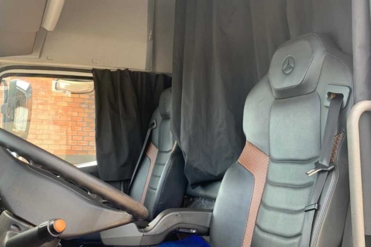 Mercedes Benz Axor 3344 - 18/18 5