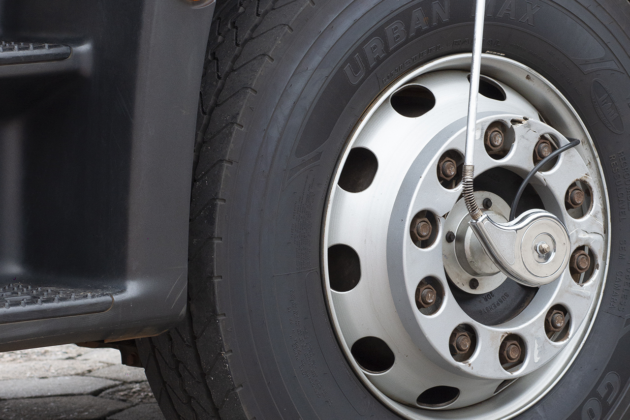 Volkswagen 24-280 E Constellation 6x2 - 13/14 10