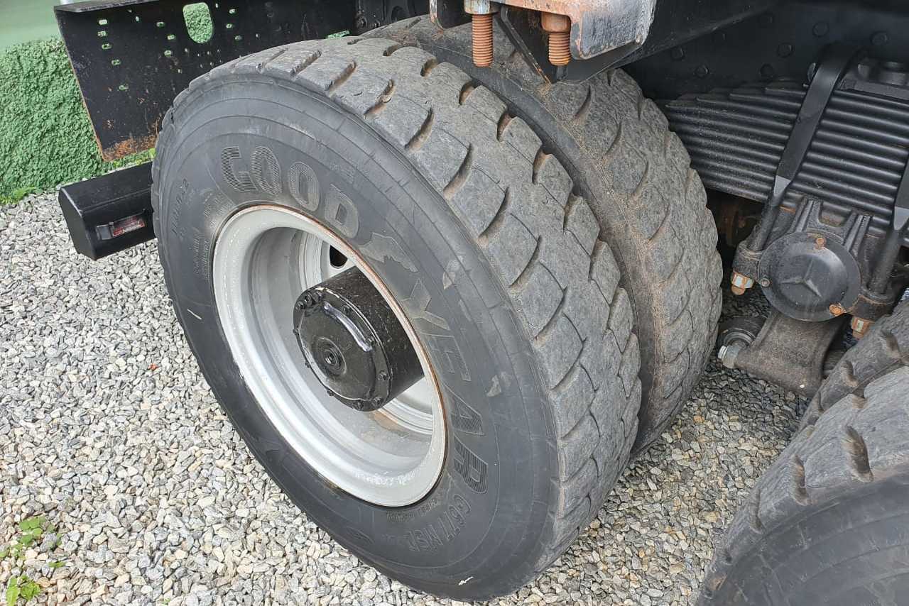 Mercedes Benz Axor 2831 - 12/13 13