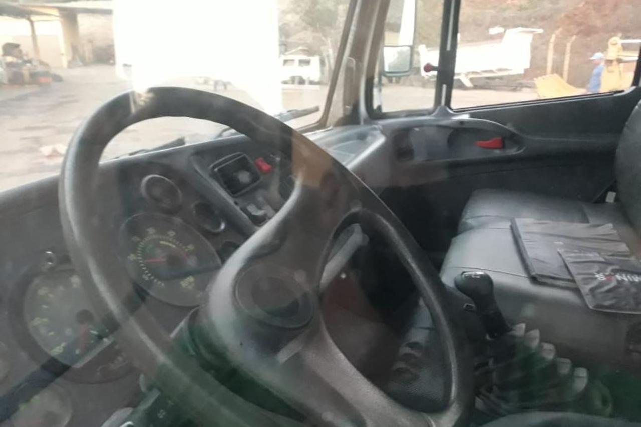 Mercedes Benz MB 1718 - 11/11 4