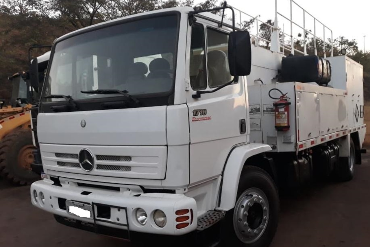 Mercedes Benz MB 1718 - 11/11 6