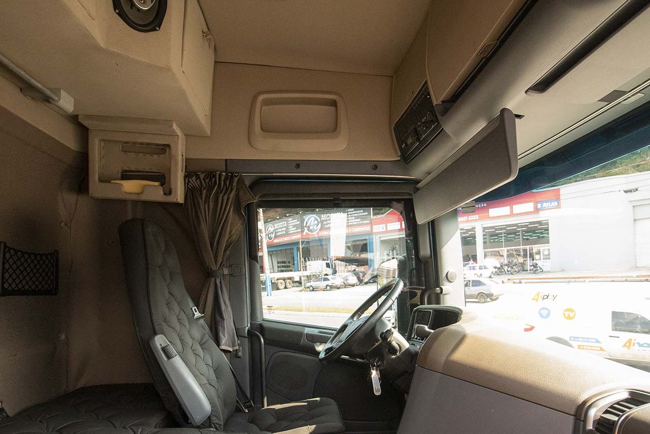 Scania 440 - 14/14 11
