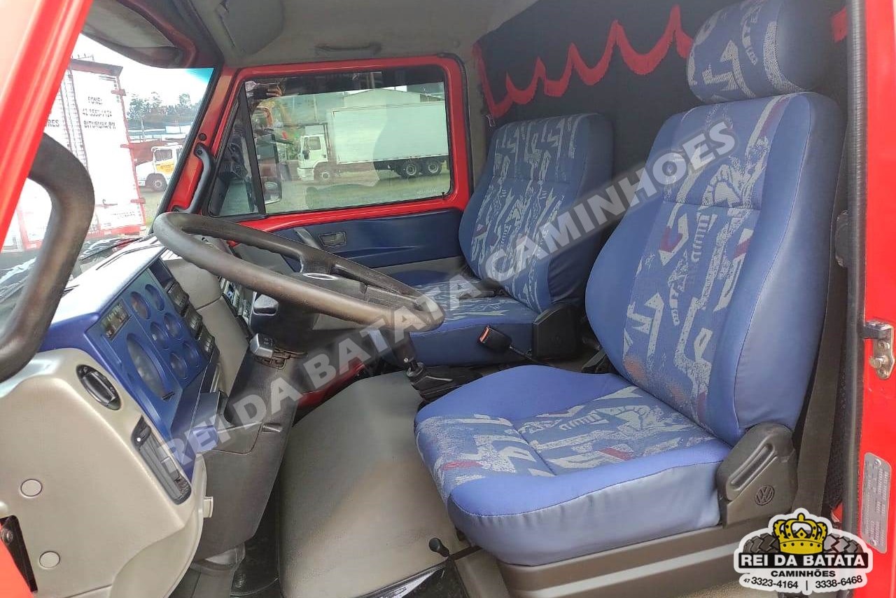 Volkswagen 8 120 - 09/09 7
