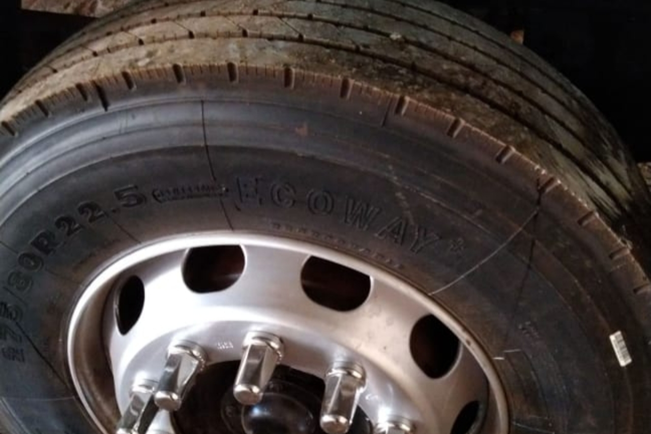 Volkswagen 23 220 - 05/05 13
