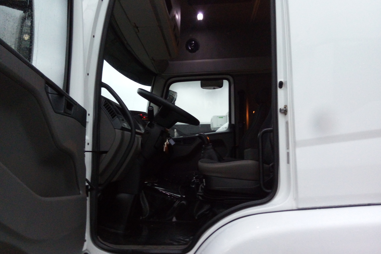 Volkswagen 25 420 - 14/14 5