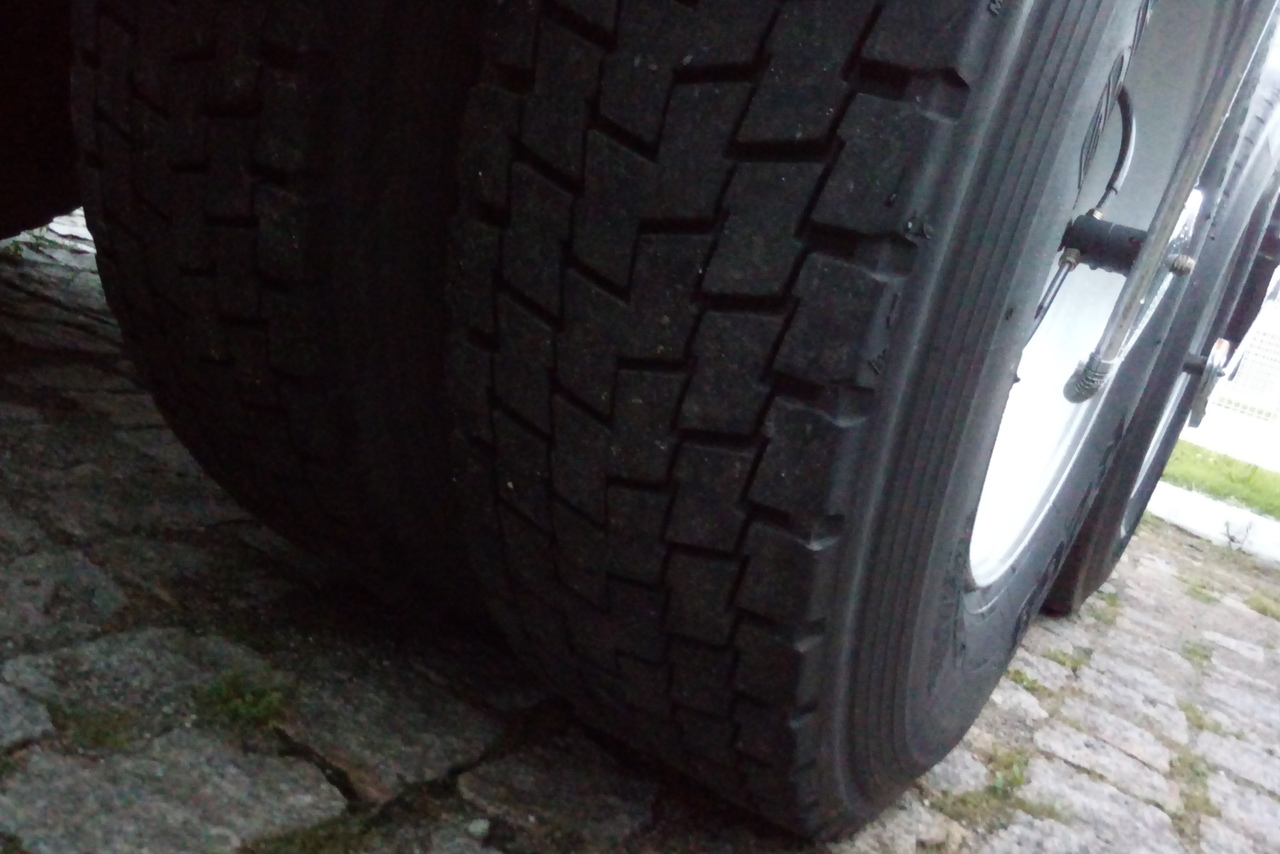 Volkswagen 25 420 - 14/14 16