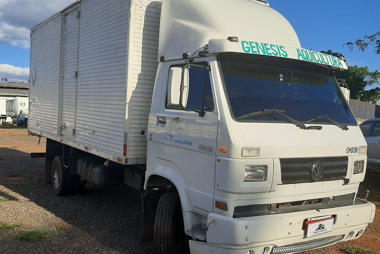Volkswagen 8 140 - 98/98 2