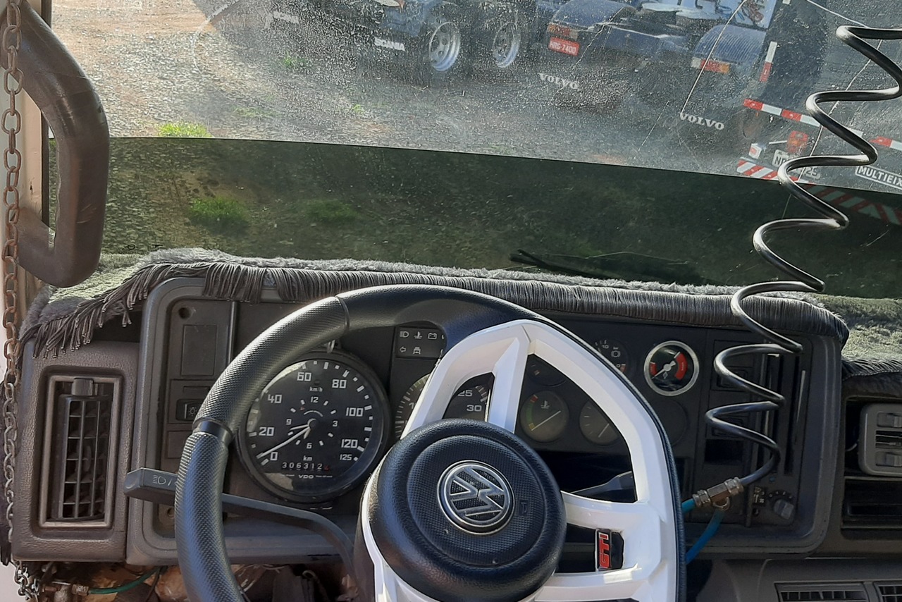 Volkswagen 8 140 - 98/98 16