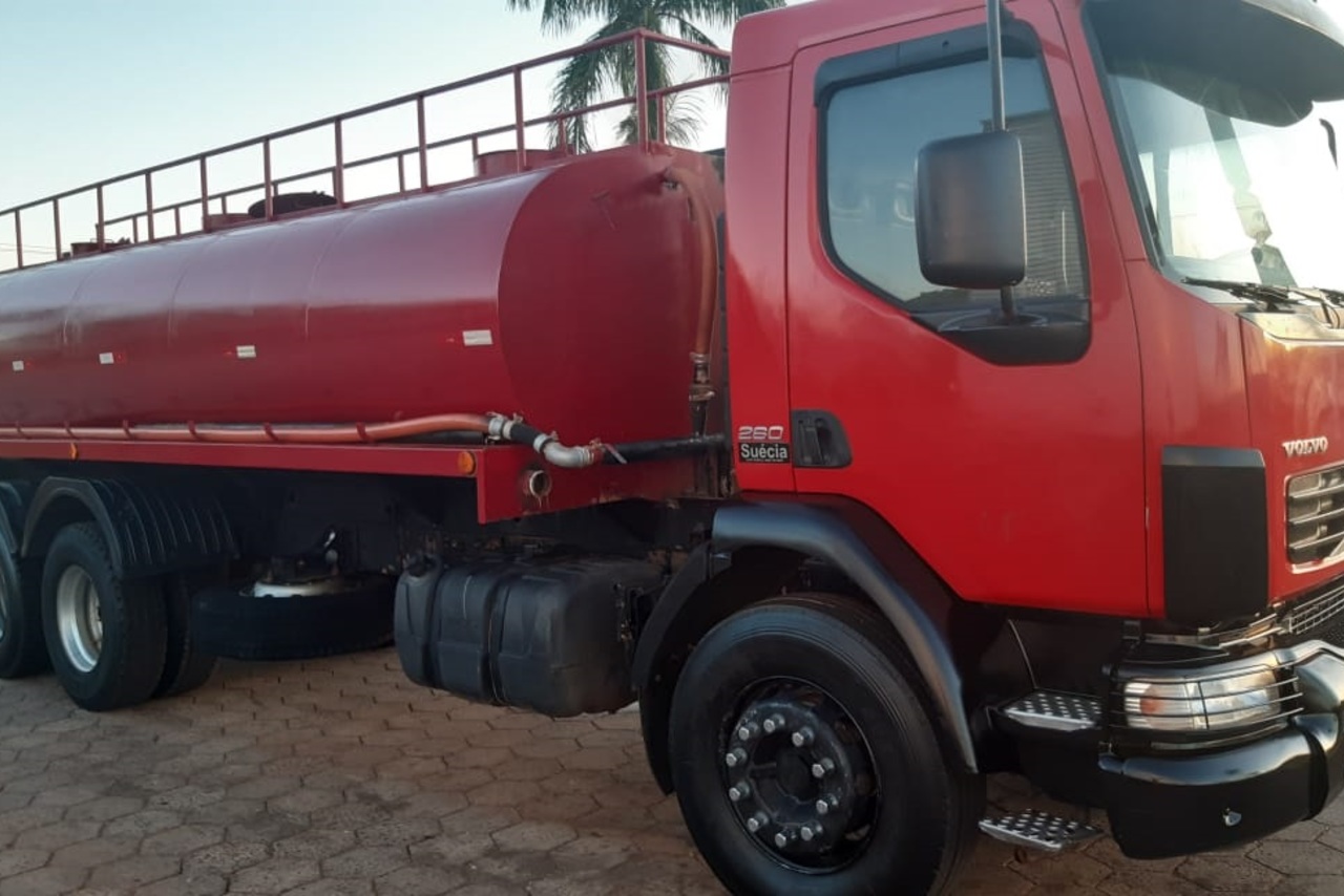 Volvo VM260 - 11/11 6