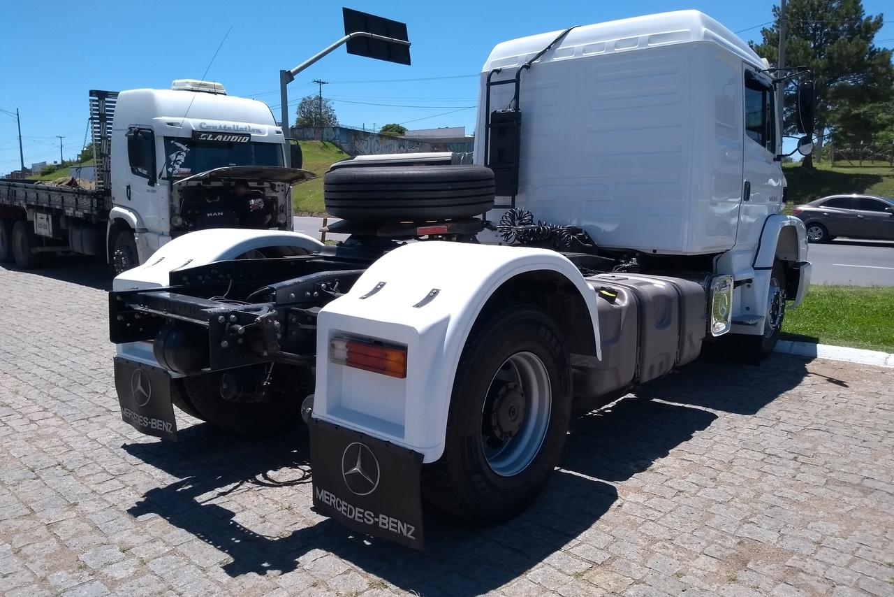 Mercedes Benz MB 1635 - 17/18 4