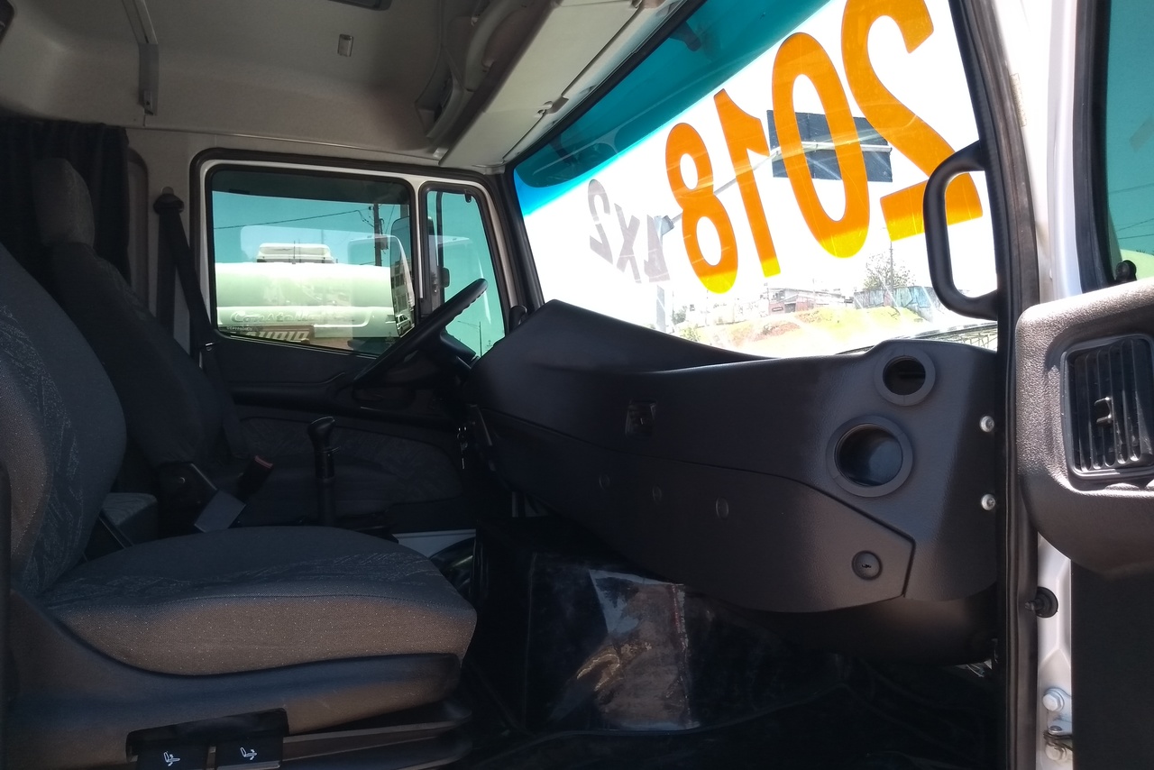 Mercedes Benz MB 1635 - 17/18 9