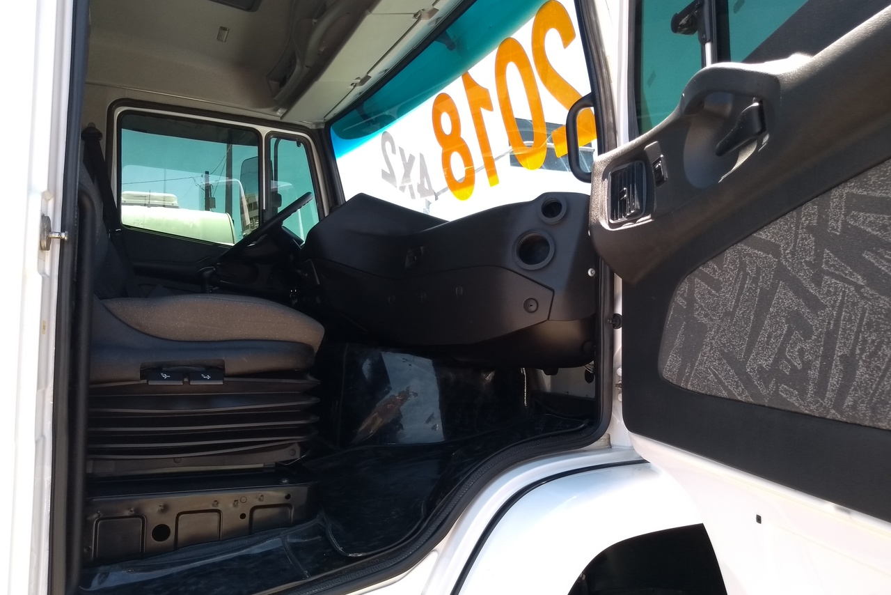 Mercedes Benz MB 1635 - 17/18 16