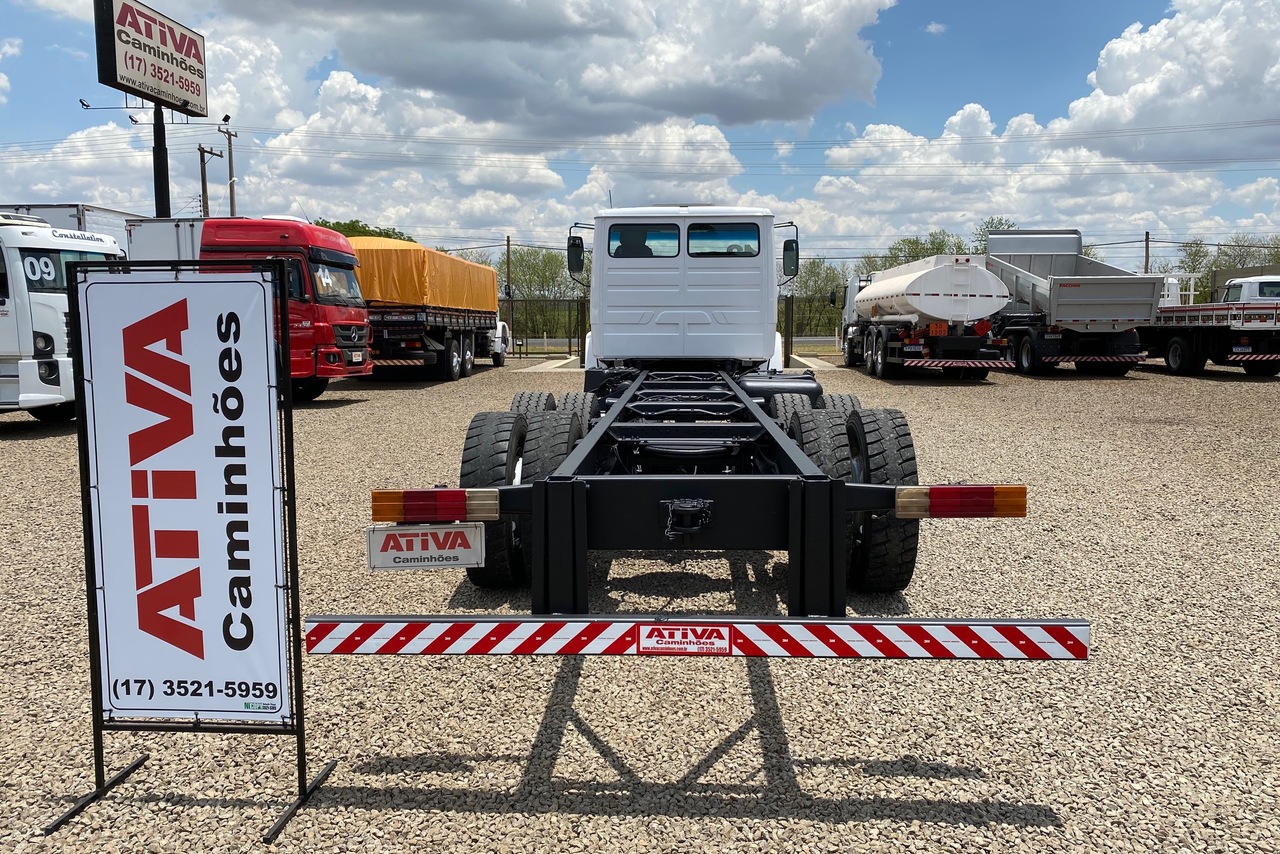 Mercedes Benz MB 2324 - 13/13 5