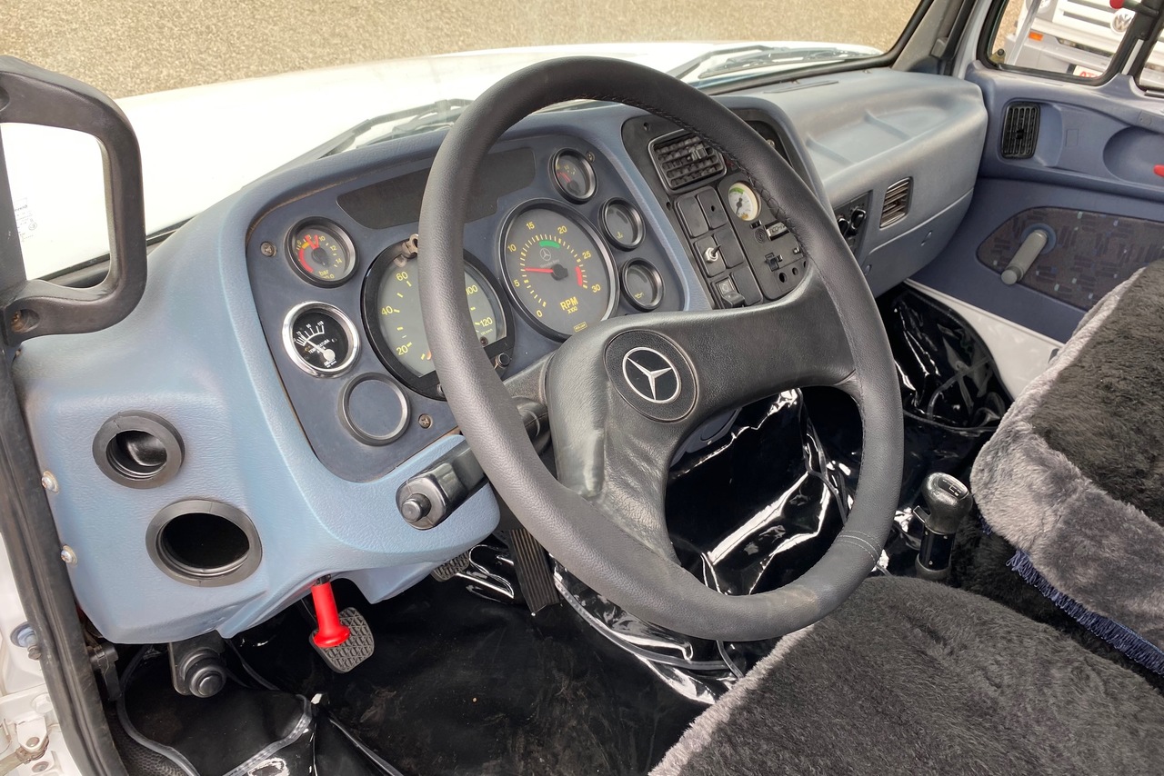Mercedes Benz MB 1620 - 06/06 8