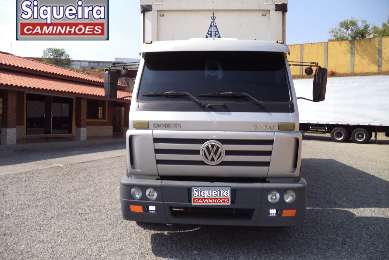 Volkswagen 15-180 E Constellation - 08/08 4