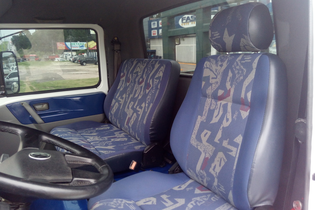 Volkswagen 15-180 E Constellation - 06/06 8