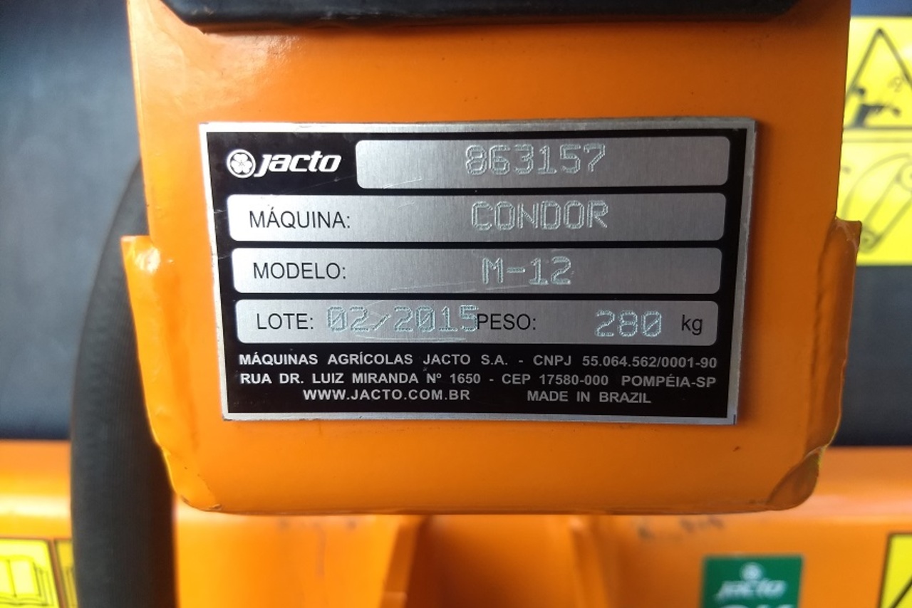 Jacto 600L - 15/15 2